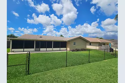 7621 NW 23rd Street, Margate, FL 33063 - Photo 27