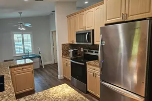 7621 NW 23rd St, Margate, FL 33063 - Photo 9