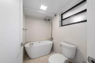 11863 Wimbledon Circle, Wellington, FL 33414 - Photo 21