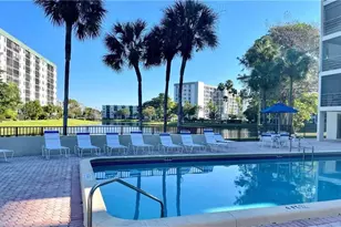 2307 S Cypress Bend Dr, Pompano Beach, FL 33069 - Photo 17