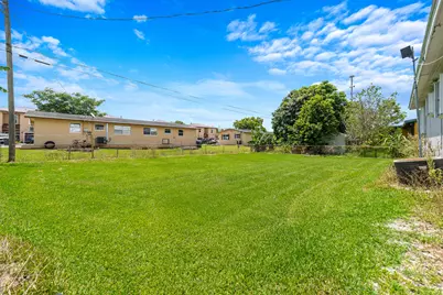 317 NW 14th Street, Belle Glade, FL 33430 - Photo 21