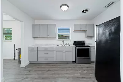 317 NW 14th Street, Belle Glade, FL 33430 - Photo 5