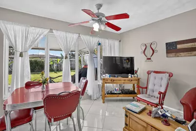 4760 NE 5th Avenue, Oakland Park, FL 33334 - Photo 17