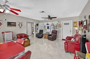 4760 NE 5th Ave, Oakland Park, FL 33334 - Photo 7