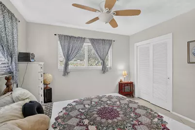 4760 NE 5th Avenue, Oakland Park, FL 33334 - Photo 25