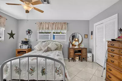 4760 NE 5th Avenue, Oakland Park, FL 33334 - Photo 19
