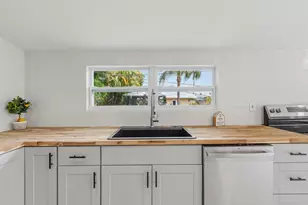 1566 NW 9th Ave, Stuart, FL 34994 - Photo 11