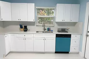 1702 NE 146th St, Miami, FL 33181 - Photo 5
