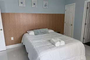1702 NE 146th St, Miami, FL 33181 - Photo 7