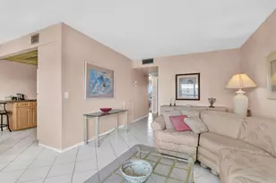 4053 Wolverton C, Boca Raton, FL 33434 - Photo 9