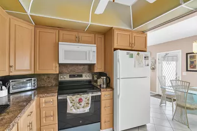 4053 Wolverton C, Boca Raton, FL 33434 - Photo 15