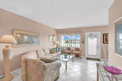 4053 Wolverton C, Boca Raton, FL 33434 - Photo 3