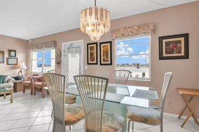 4053 Wolverton C, Boca Raton, FL 33434 - Photo 11