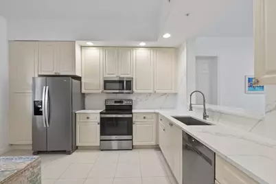 11 Harbour Isle Drive W #206, Fort Pierce, FL 34949 - Photo 15