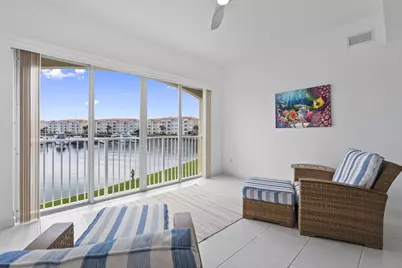 11 Harbour Isle Drive W #206, Fort Pierce, FL 34949 - Photo 5