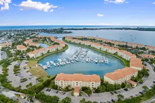 11 Harbour Isle Dr W, Fort Pierce, FL 34949 - Photo 29