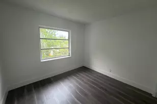 6583 Boulevard of Champions, North Lauderdale, FL 33068 - Photo 29