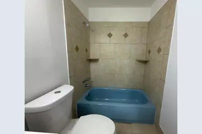 6583 Boulevard Of Champions, North Lauderdale, FL 33068 - Photo 37