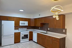 6583 Boulevard of Champions, North Lauderdale, FL 33068 - Photo 9