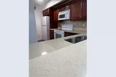 18840 NW 57th Avenue #Unit 101, Hialeah, FL 33015 - Photo 3