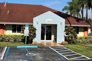 18840 NW 57th Ave, Hialeah, FL 33015 - Photo 19