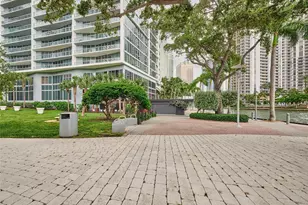 495 Brickell Ave, Miami, FL 33131 - Photo 9