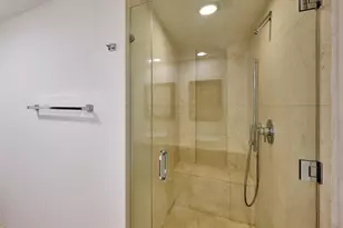 495 Brickell Ave, Miami, FL 33131 - Photo 17