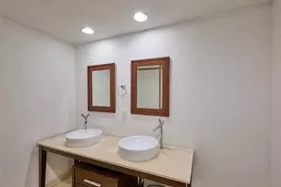 495 Brickell Ave, Miami, FL 33131 - Photo 15