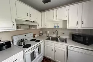 16 Vista Palm Ln, Vero Beach, FL 32962 - Photo 11