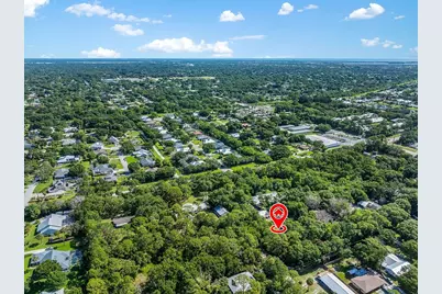 564 30th Avenue SW, Vero Beach, FL 32968 - Photo 5