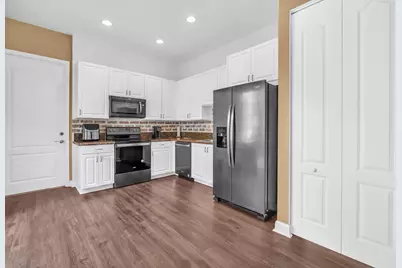 516 SW 147th Terrace #4-43, Pembroke Pines, FL 33027 - Photo 17