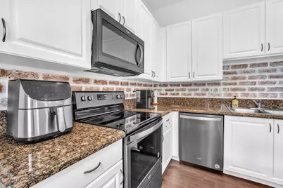 516 SW 147th Terrace #4-43, Pembroke Pines, FL 33027 - Photo 17