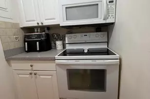 1300 N 17th Ave, Hollywood, FL 33020 - Photo 15
