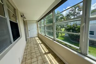 73 Hastings E, West Palm Beach, FL 33417 - Photo 9