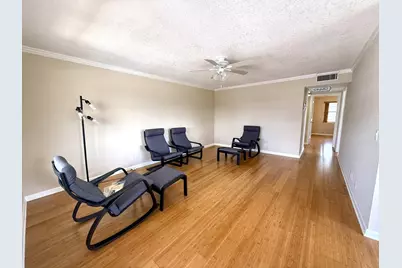 73 Hastings E, West Palm Beach, FL 33417 - Photo 3