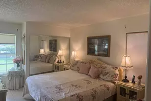 542 Franconia Cir, Lake Worth, FL 33467 - Photo 5