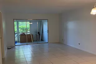 542 Franconia Cir, Lake Worth, FL 33467 - Photo 5