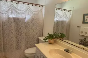 542 Franconia Cir, Lake Worth, FL 33467 - Photo 9