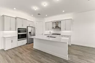 14547 SW Sarilla Blvd, Port Saint Lucie, FL 34987 - Photo 3