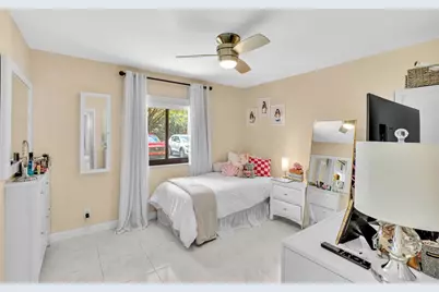 912 SW 9th Street Circle #105, Boca Raton, FL 33486 - Photo 15