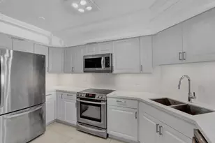 2000 Presidential Way, West Palm Beach, FL 33401 - Photo 13
