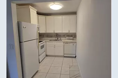227 Kent N, West Palm Beach, FL 33417 - Photo 3