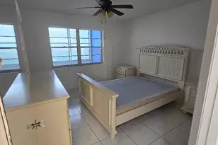 227 Kent N, West Palm Beach, FL 33417 - Photo 9