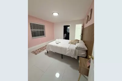 1700 NE 146th Street, Miami, FL 33181 - Photo 7