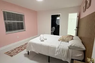 1700 NE 146th St, Miami, FL 33181 - Photo 7