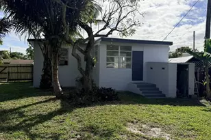 2745 Funston St, Hollywood, FL 33020 - Photo 19