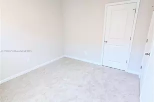 285 Raspberry Rd, Fort Pierce, FL 34981 - Photo 11