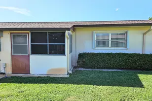 2950 Crosley Dr E, West Palm Beach, FL 33415 - Photo 21
