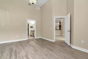 16102 Emerald Estates Dr, Weston, FL 33331 - Photo 29