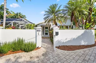 2124 Coral Shores Dr, Fort Lauderdale, FL 33306 - Photo 3